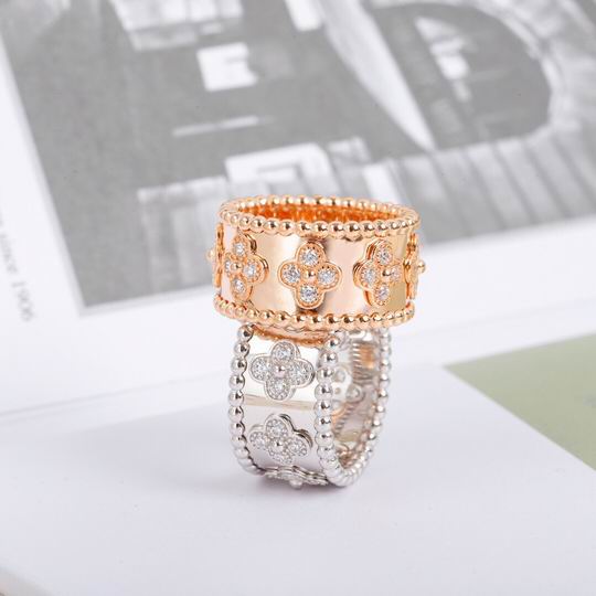 Beaded Band Ring