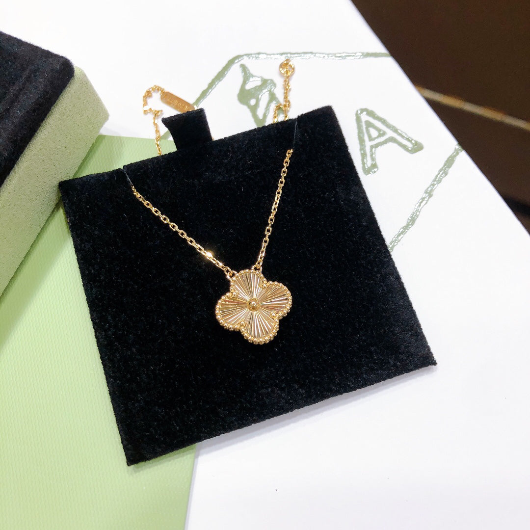 Quatrefoil Pendant Necklace