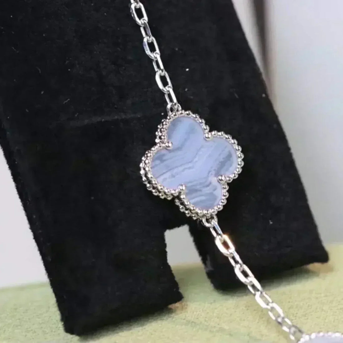 Quatrefoil 5 Motifs Bracelet, Purple Chalcedony