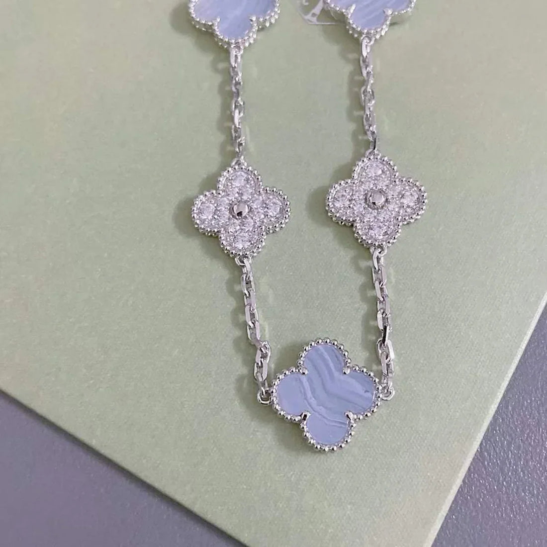 Quatrefoil 5 Motifs Bracelet, Purple Chalcedony