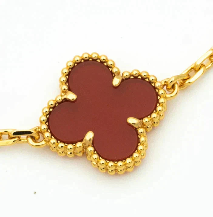 Quatrefoil 5 Motifs Bracelet, Red Carnelian