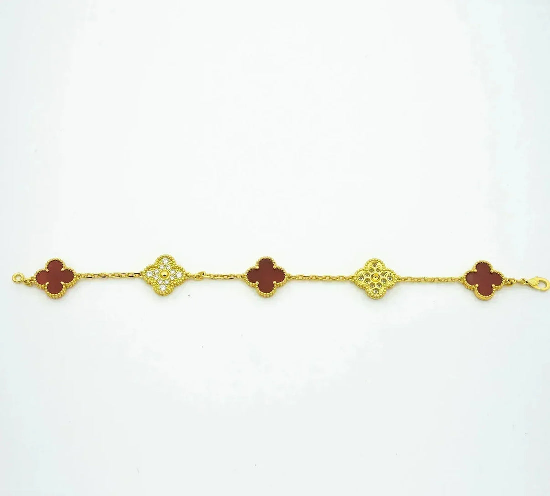 Quatrefoil 5 Motifs Bracelet, Red Carnelian