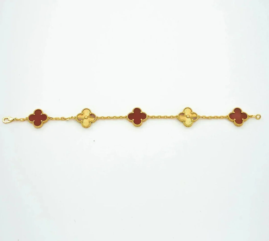 Quatrefoil 5 Motifs Bracelet, Red Carnelian