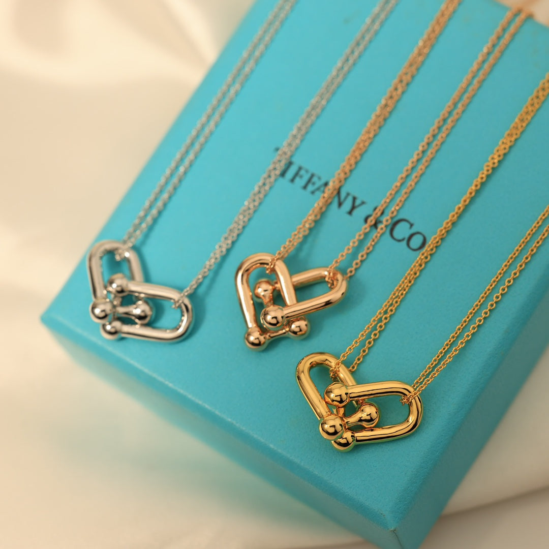 Link Pendant Necklace, Yellow Gold Tone