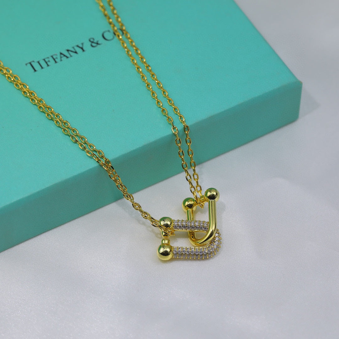 Link Pendant Necklace, Yellow Gold Tone