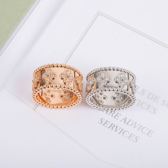 Beaded Band Ring