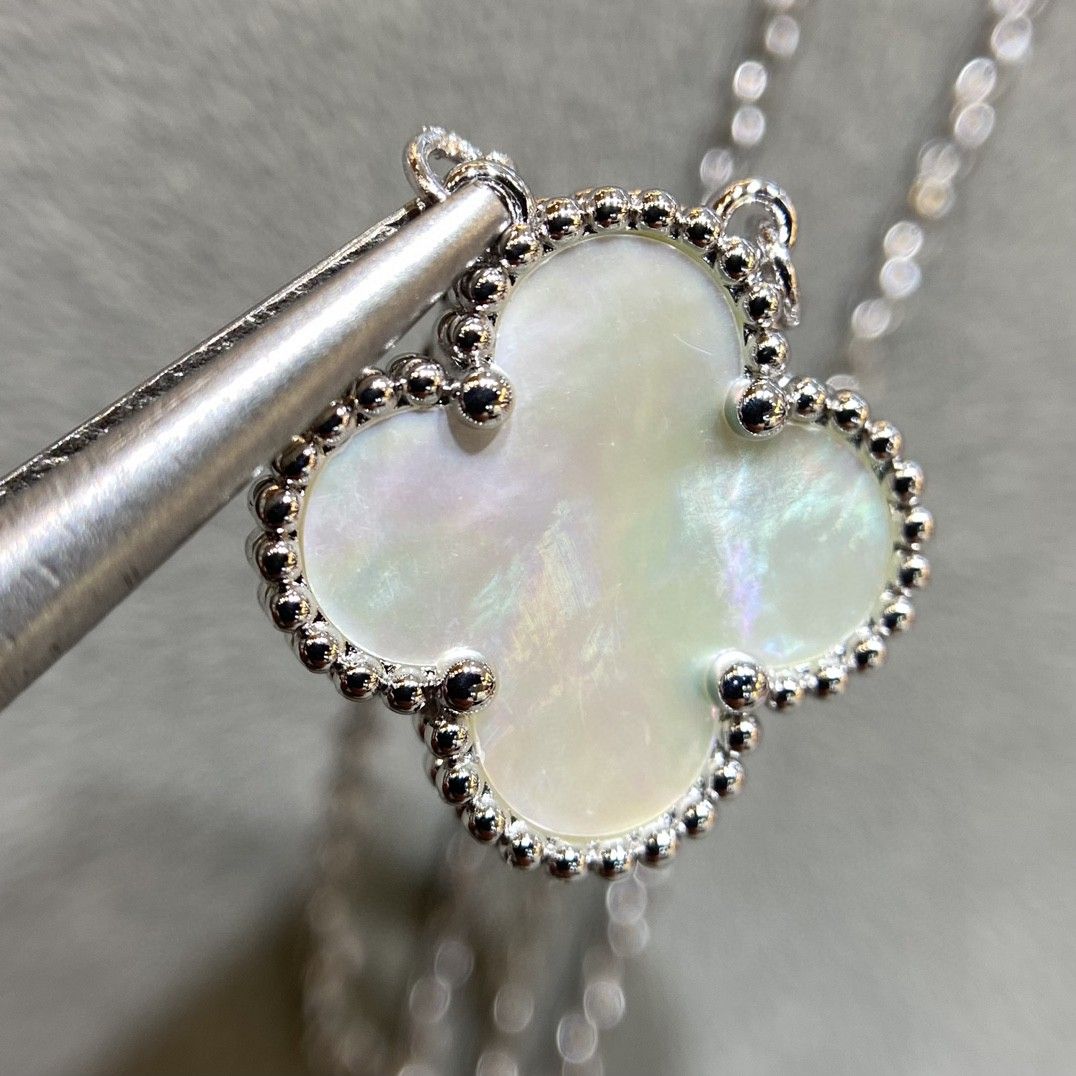 Quatrefoil Pendant Necklace, White Gold Tone