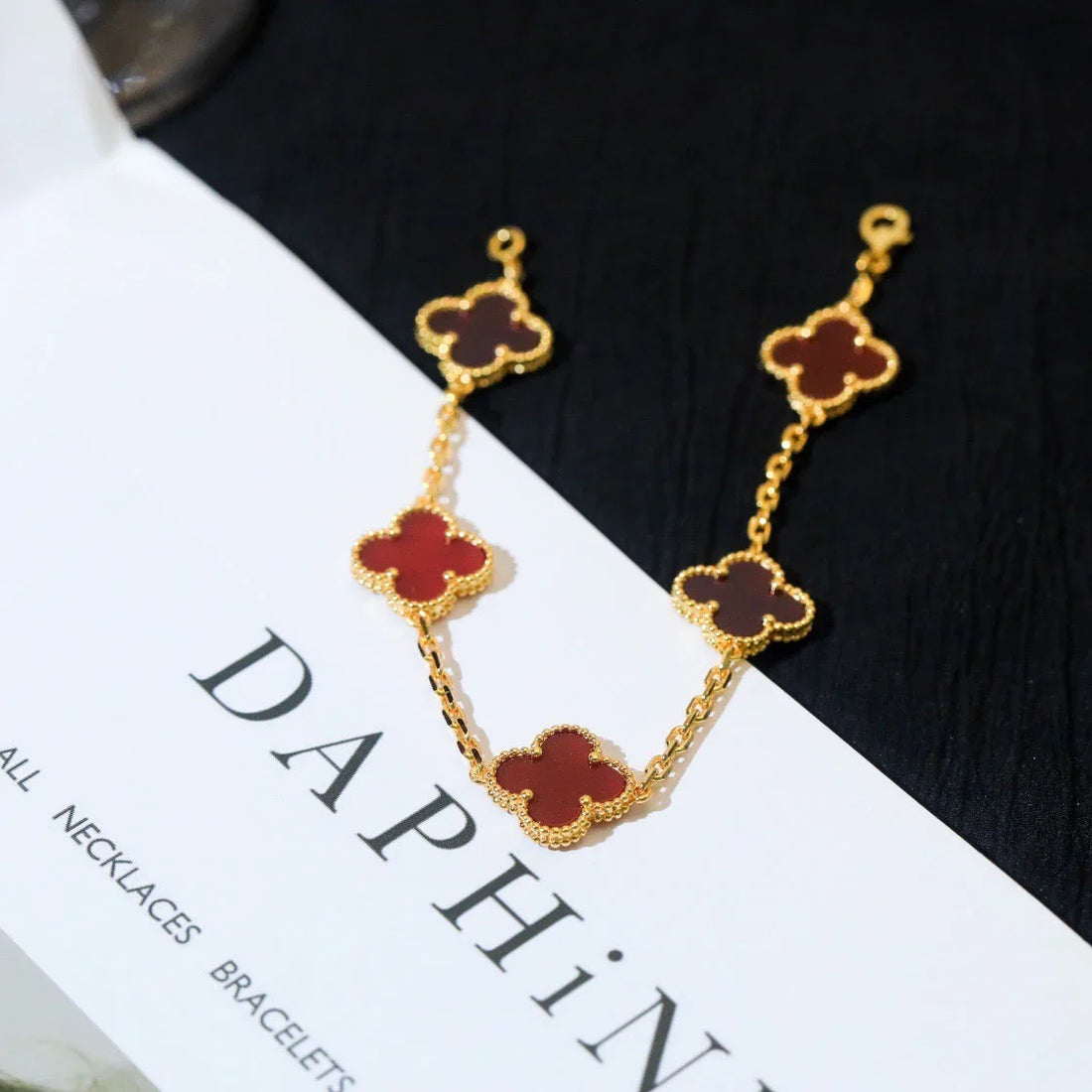 Quatrefoil 5 Motifs Bracelet, Red Carnelian