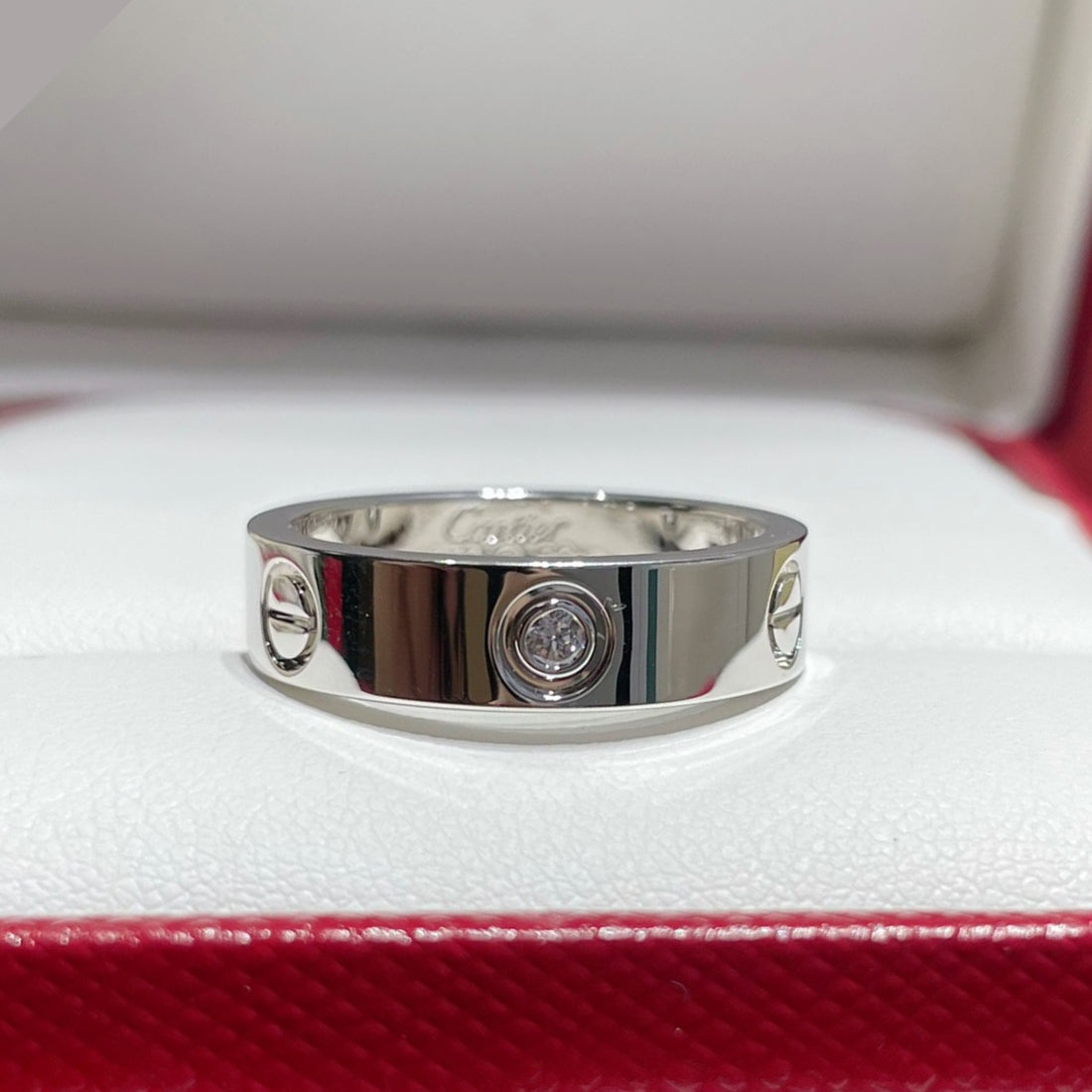 Screw-Motif Band Ring, Stone-Set, Classic Model, White Gold Tone