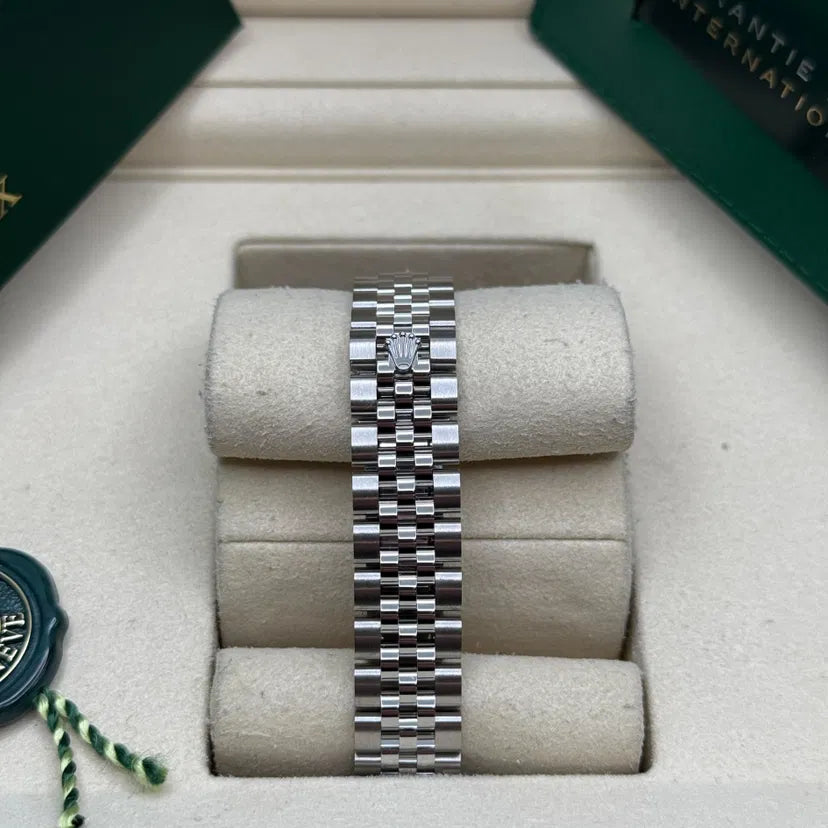 Classic Date Watch, White Gold Tone, Steel, White, 28 mm
