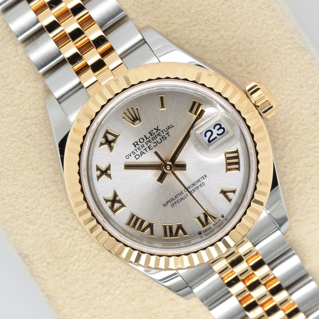 Classic Date Watch, Yellow Gold Tone, Steel, 28 mm
