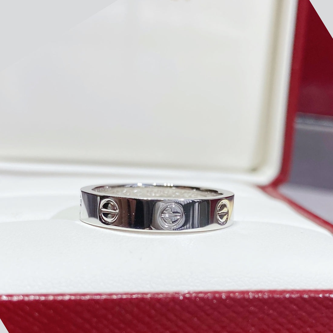 Screw-Motif Band Ring, Small Model, White Gold Tone