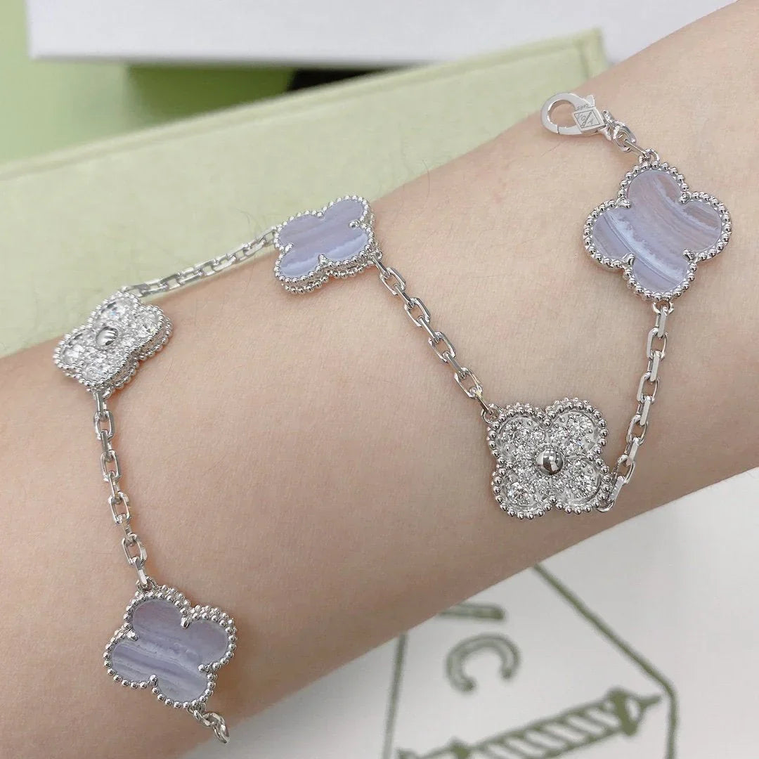 Quatrefoil 5 Motifs Bracelet, Purple Chalcedony