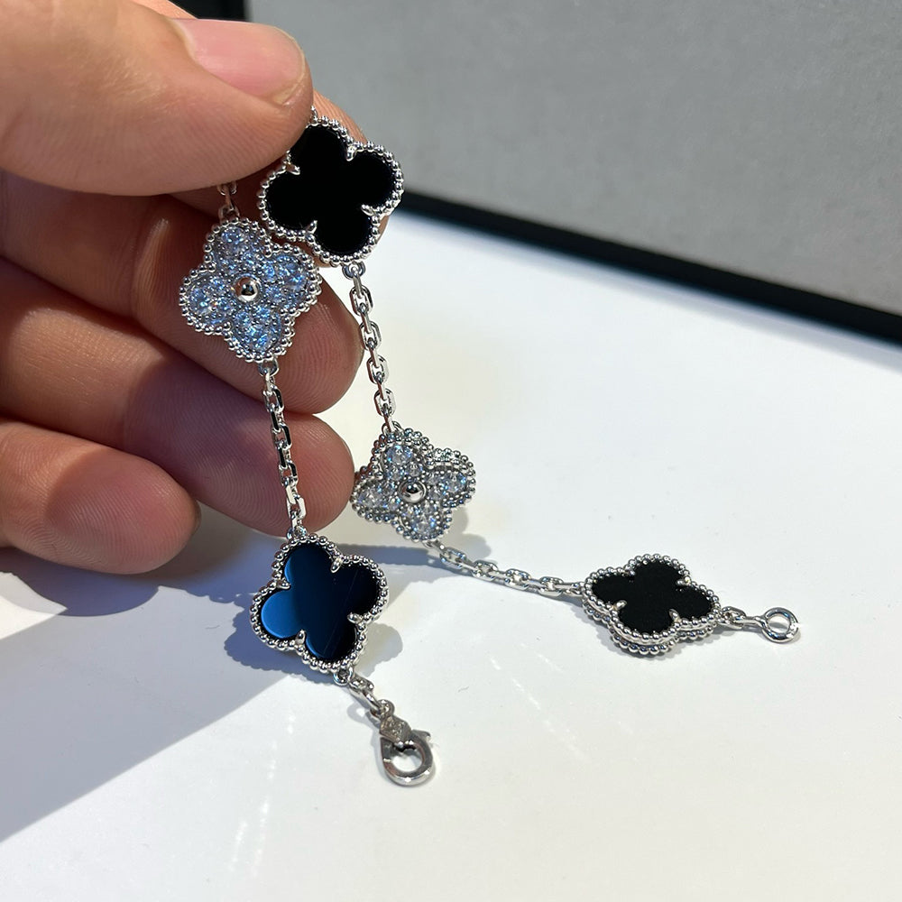 Quatrefoil 5 Motifs Bracelet, Onyx