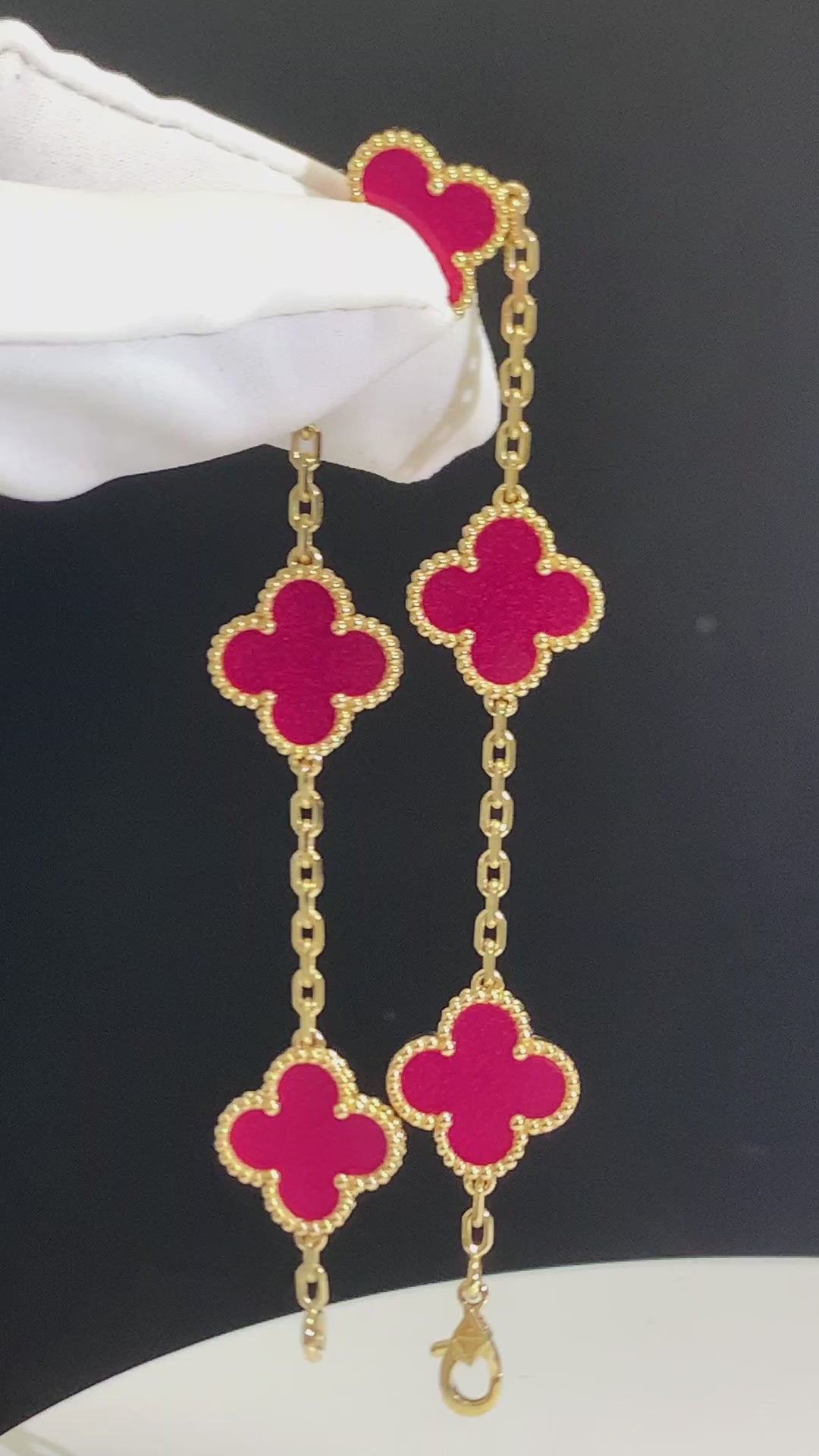 Quatrefoil 5 Motifs Bracelet, Pink Enamel
