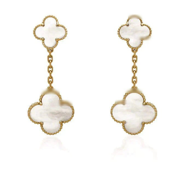 Quatrefoil 2 Motif Earrings, White Mother of Pearl